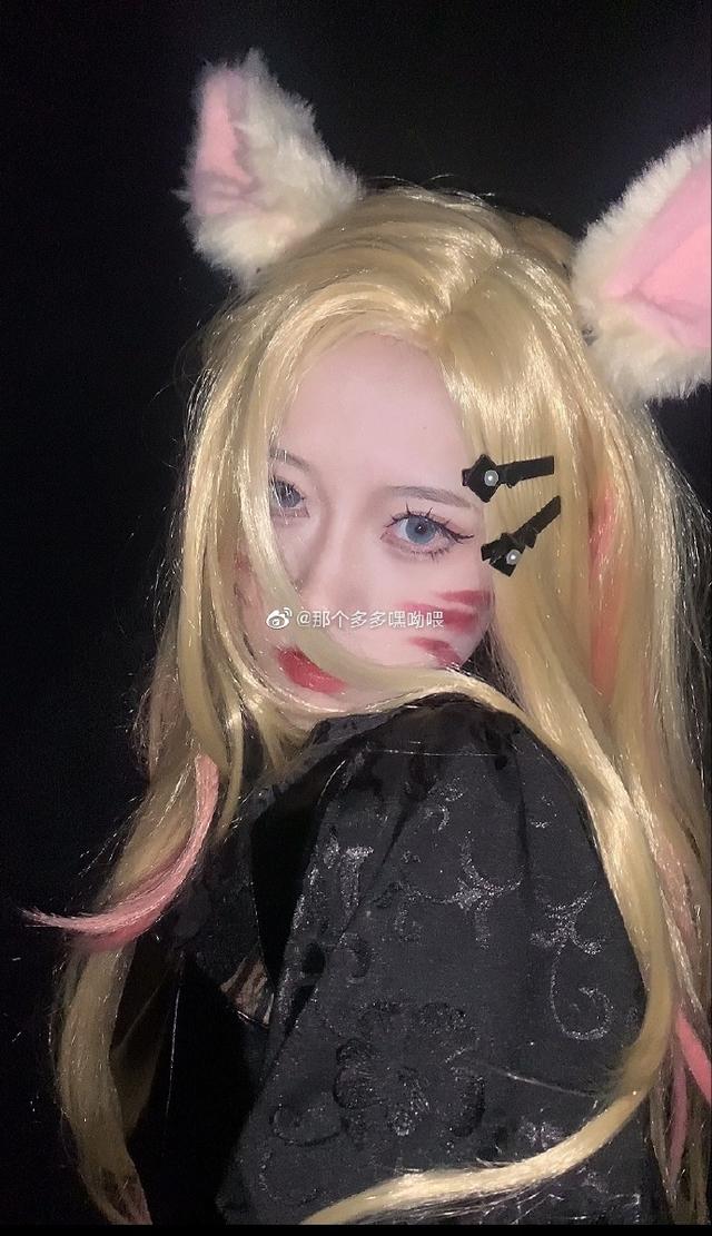 关晓彤cos阿狸#蹭女明星热度